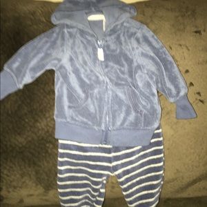NWOT baby hoodie and pants set